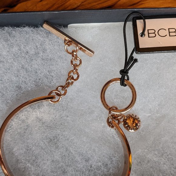 [2/$40] NWT - BCBGENERATION Bangle Bracelet - Rose Gold - Picture 4 of 5